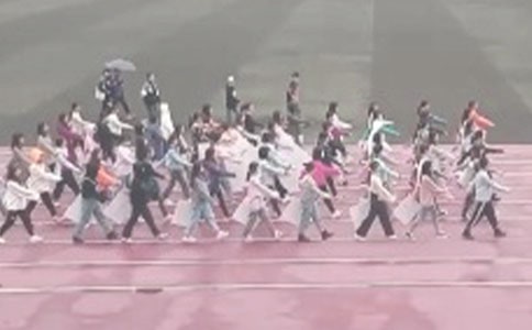 �µ����cͣ܇���𲽲���Ҫ�c