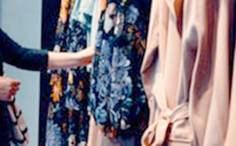 �����Ǹ��