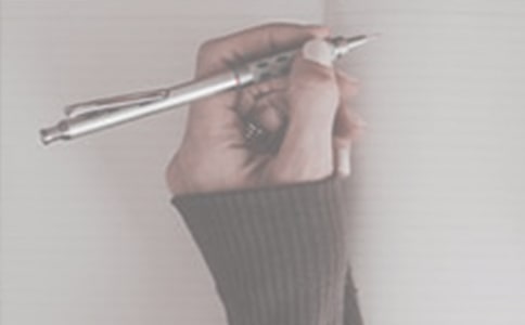 ��ƽ�������硷�x��У����x5ƪ��