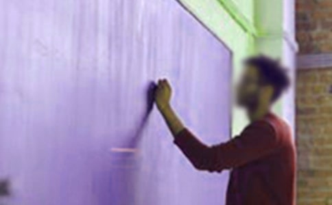 �y����������