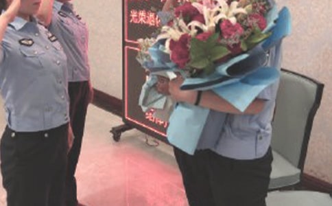 ���ݚg�͕�(hu��)���(d��ng)���������x14ƪ��