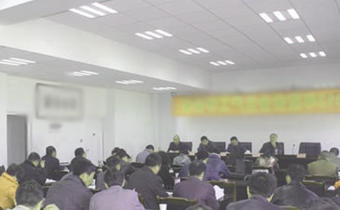 ���ٹ�·���Mվ���L��Ƹ���v�巶��