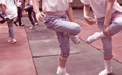 ��һ�༉��̖