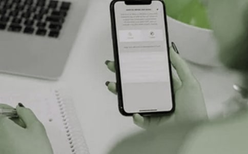 �ͽoŮ�I(l��ng)��(d��o)�ϼ�������ף���Z���\