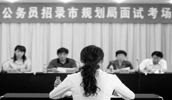 ����(w��)�T�����b����(y��u)�㷶�ģ����x9ƪ��